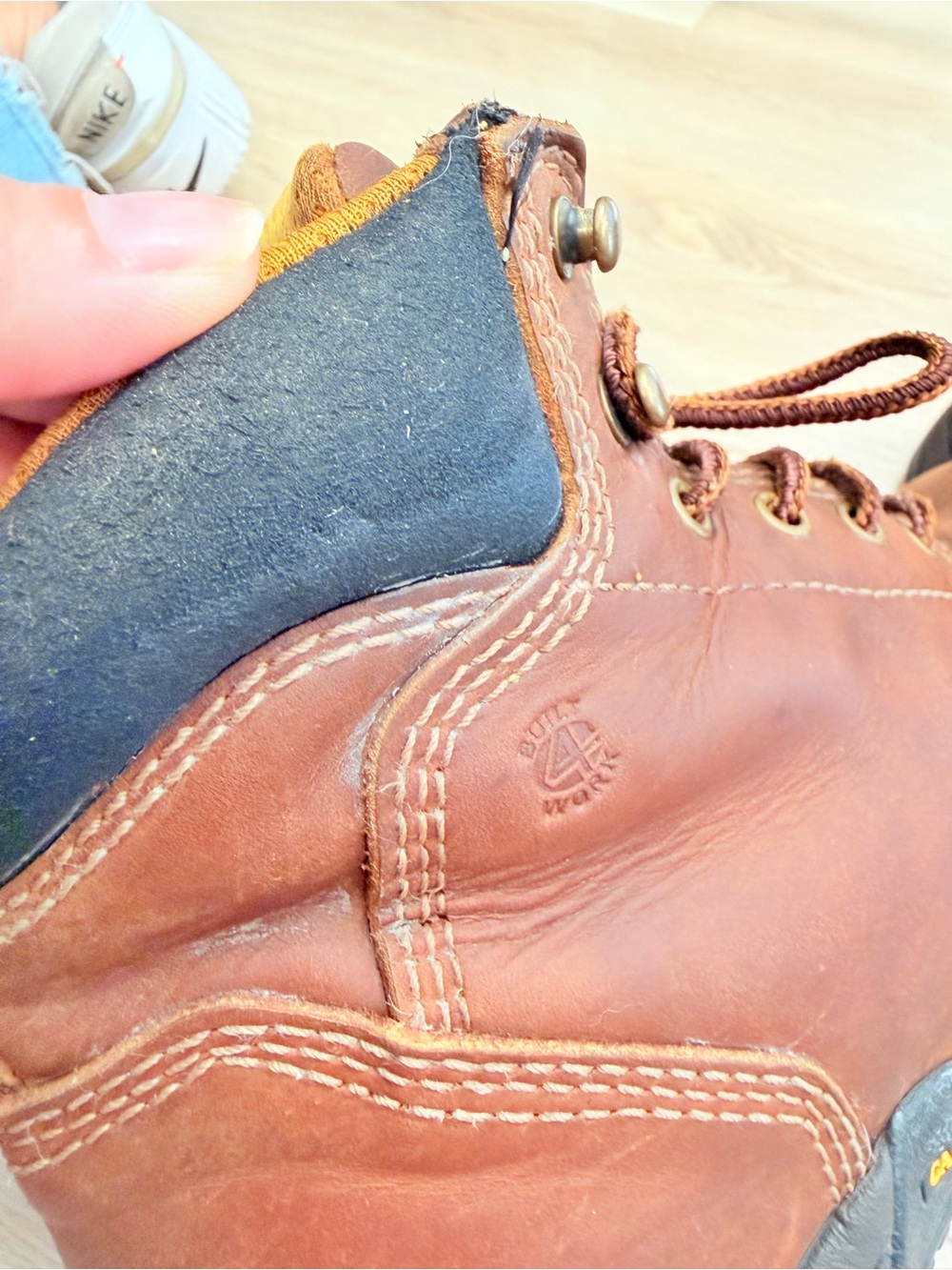 CAROLINA WOMEN'S RALEIGH MET GUARD ALUMINUM TOE WORK BOOT SIZE 8.5 - Picture 11 of 15